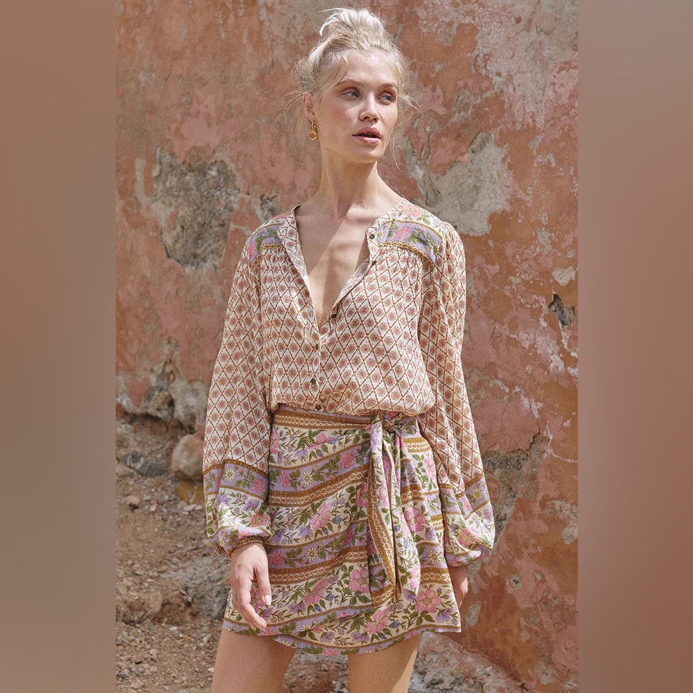 Spell and The Gypsy Collective Sienna Blouse  NWT! VERY RARE - Picture 10 of 11
